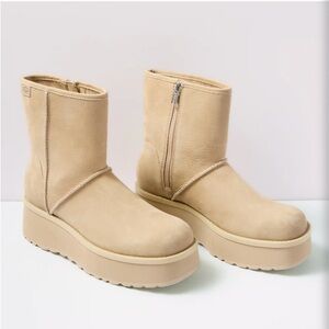 UGG Women's Cityfunc Mid
